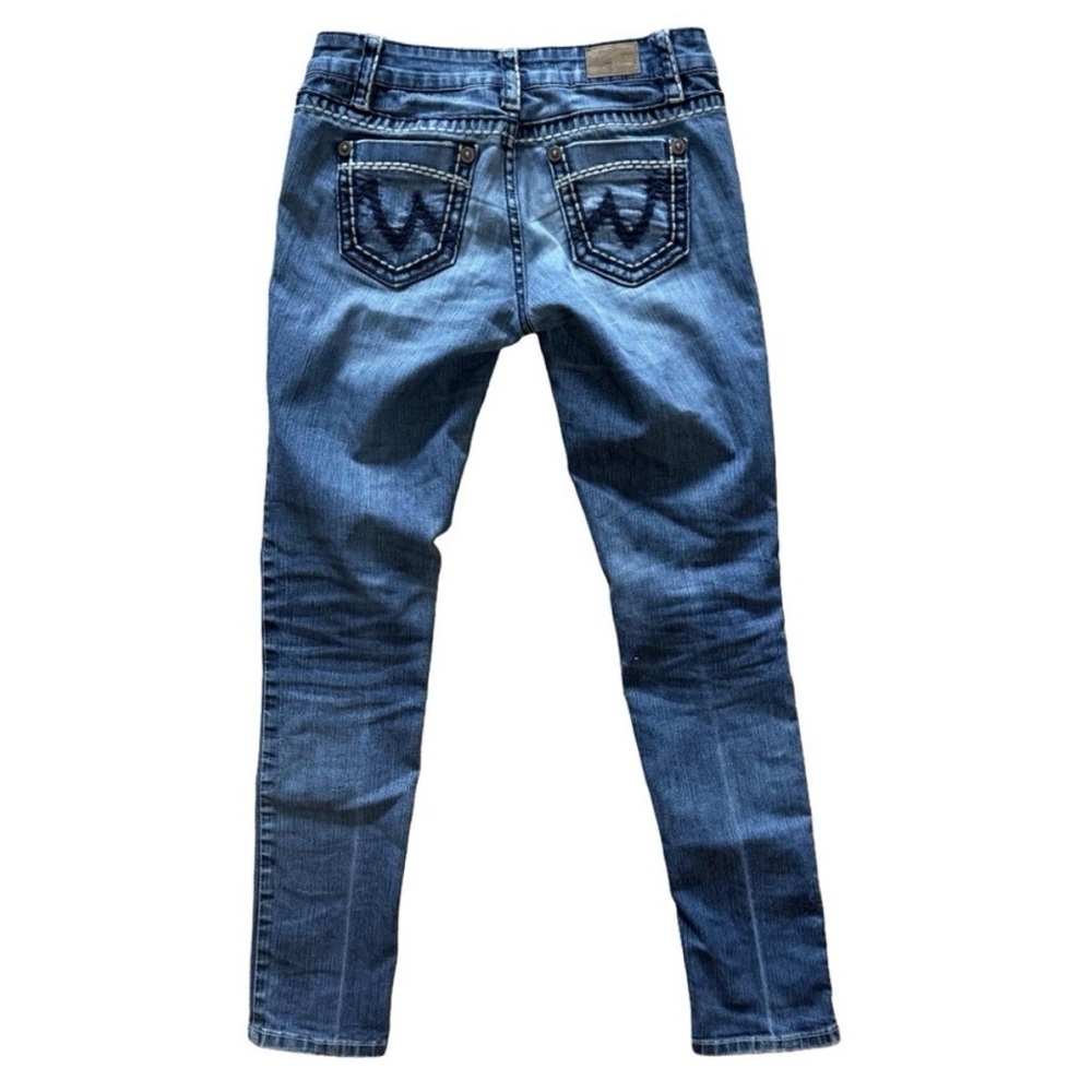 π YMI JEANS Low-Rise Skinny Distressed Denim Size 3 π - Picture 3 of 14